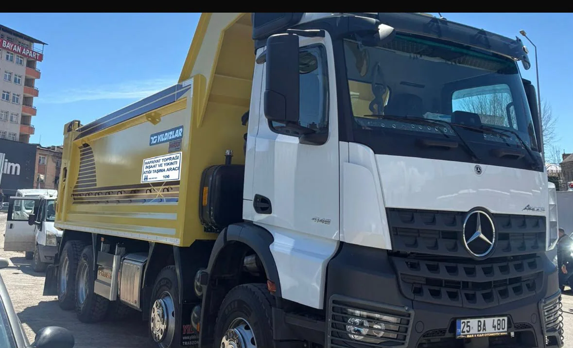 Mercedes Arocs Damperli Kamyon