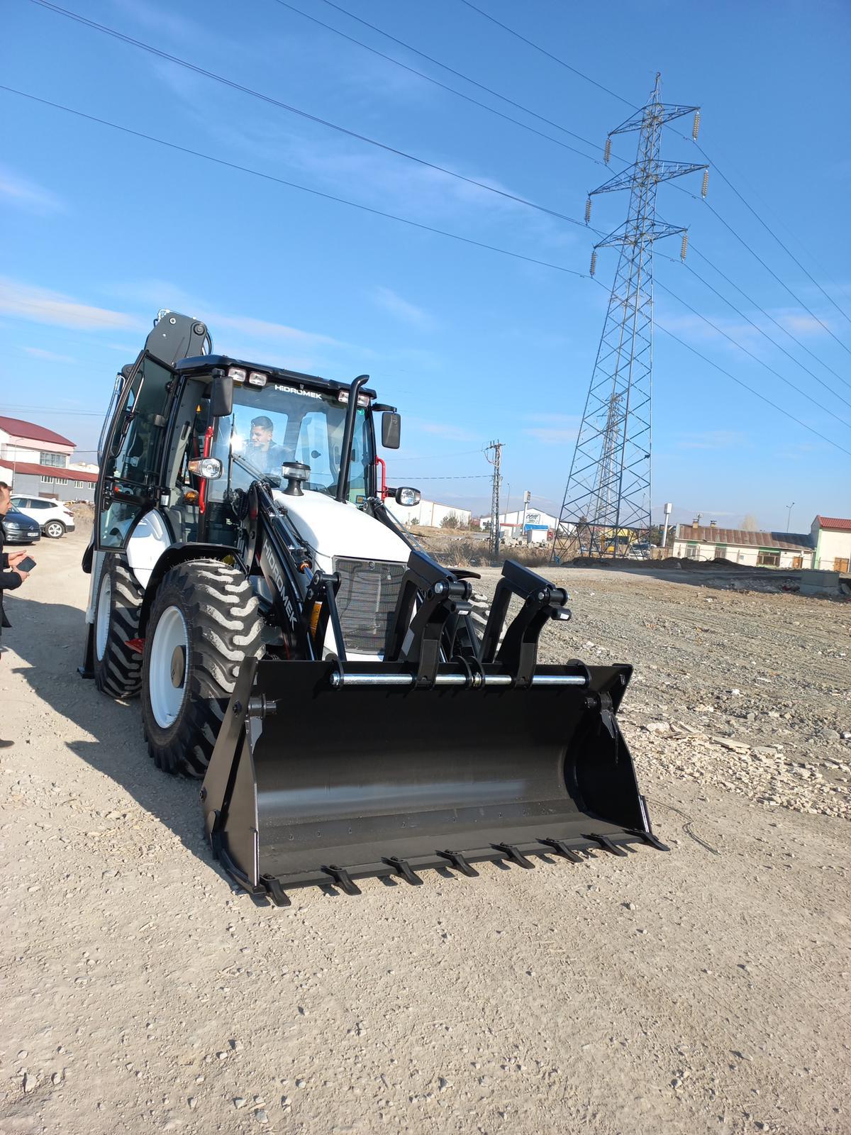 Sergi Alanı İnşaatı